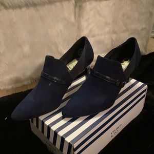 Calvin Klein Navy Pumps